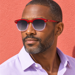 Homme portant les lunettes de soleil Airelle