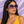 Charger l'image dans la galerie, Femme portant les lunettes oversize Mangoustan violettes
