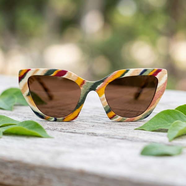 Lunettes en zebrano en décor nature