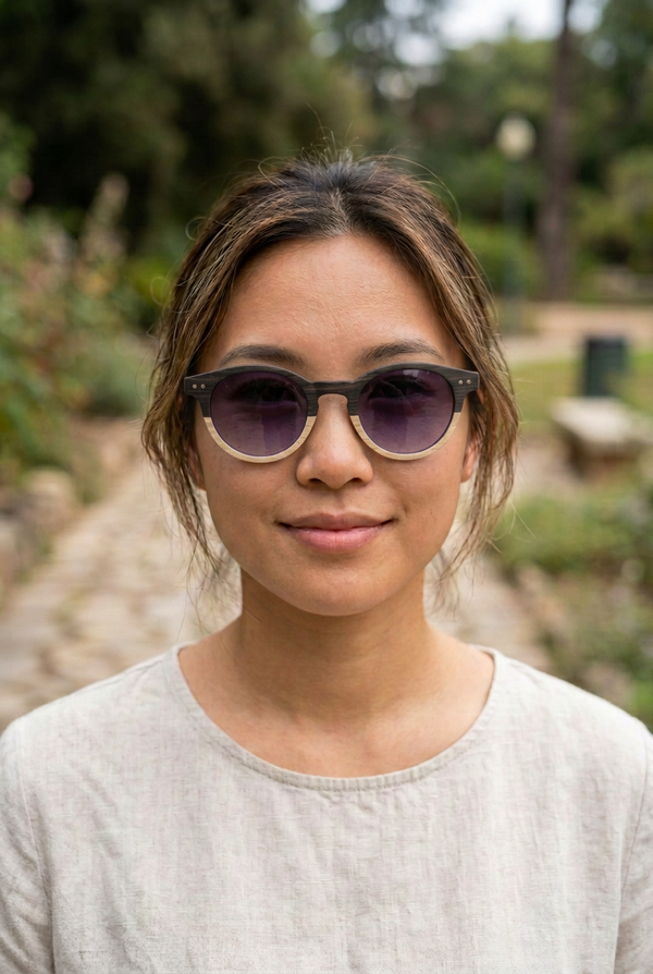 Portrait avec lunettes encore réduites